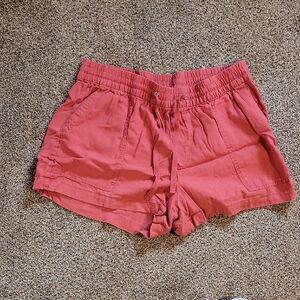 GAP Women's Drawstring Casual Shorts in Rose